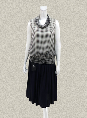 奈CO 渐变格子印花不对称堆堆领侧摆系扣女夏雪纺背心上衣 470100