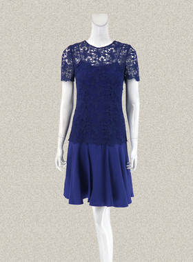 新!裘TN 正品镂空绣花蕾丝拼接假两件女夏宝蓝气质连衣裙 41217E
