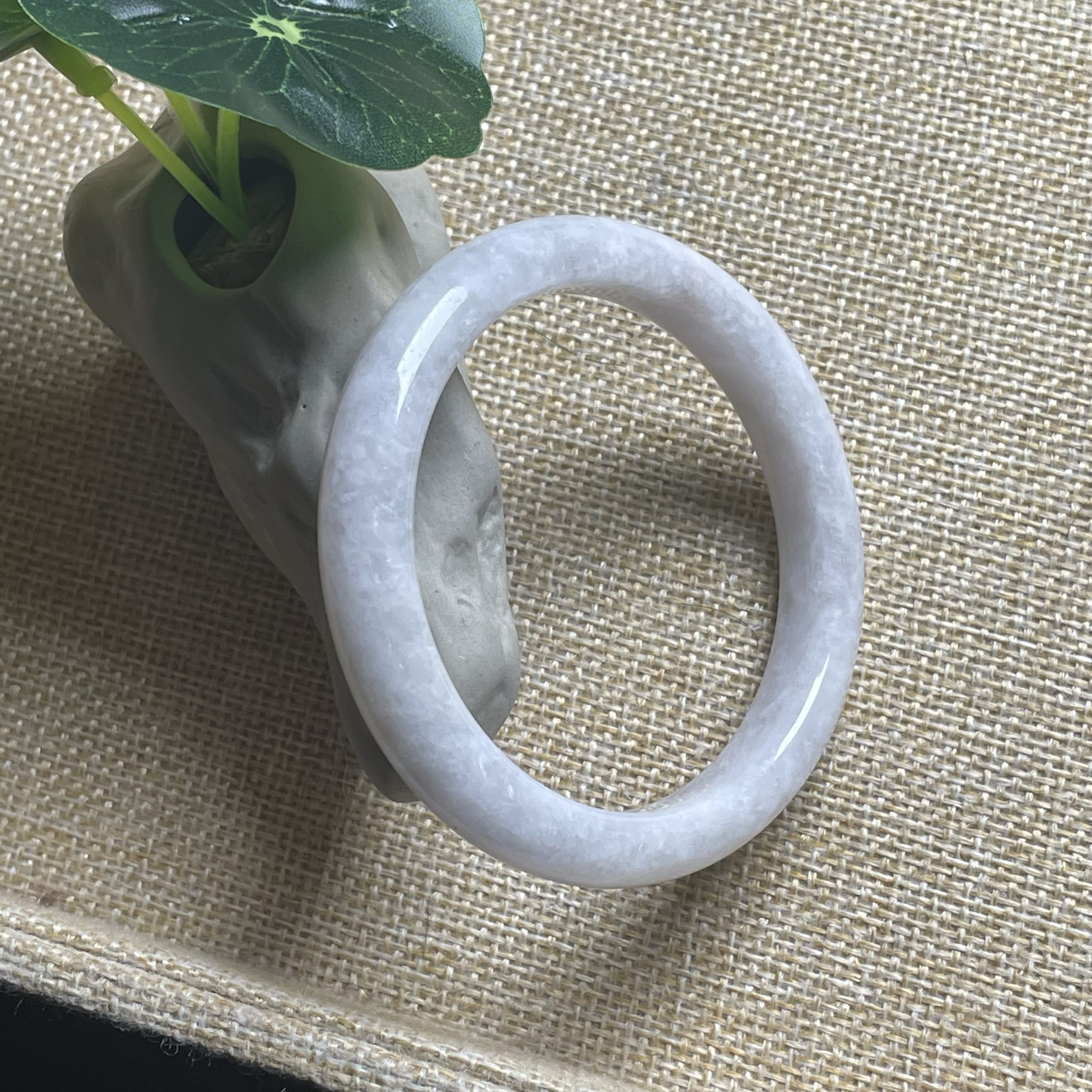 隆慈缘缅甸原矿A货翡翠56mm手镯细糯种淡紫手镯翡翠手镯