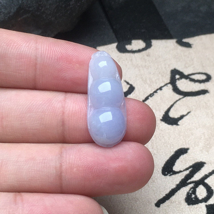 四季豆隆慈缘A货翡翠送证