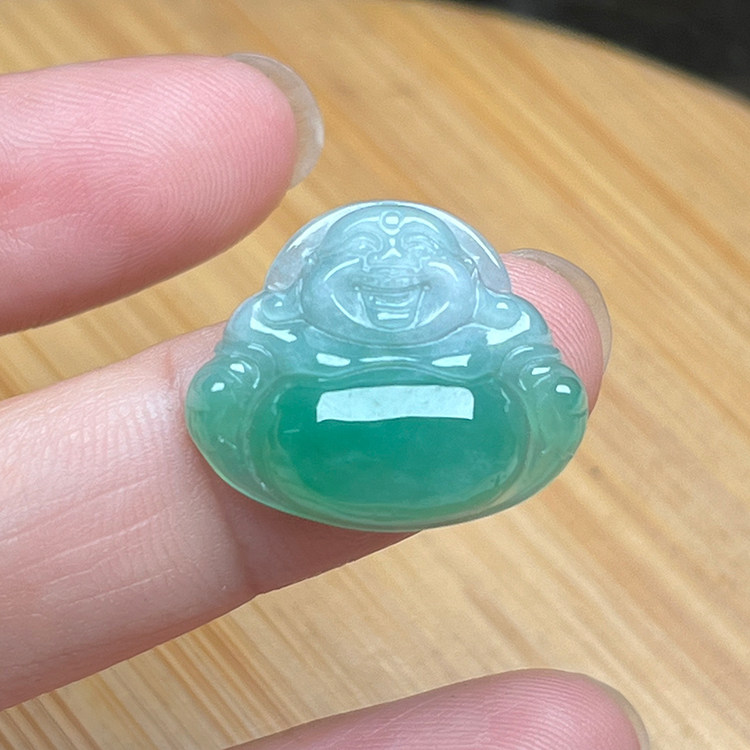 隆慈缘缅甸天然翡翠A货笑佛吊坠