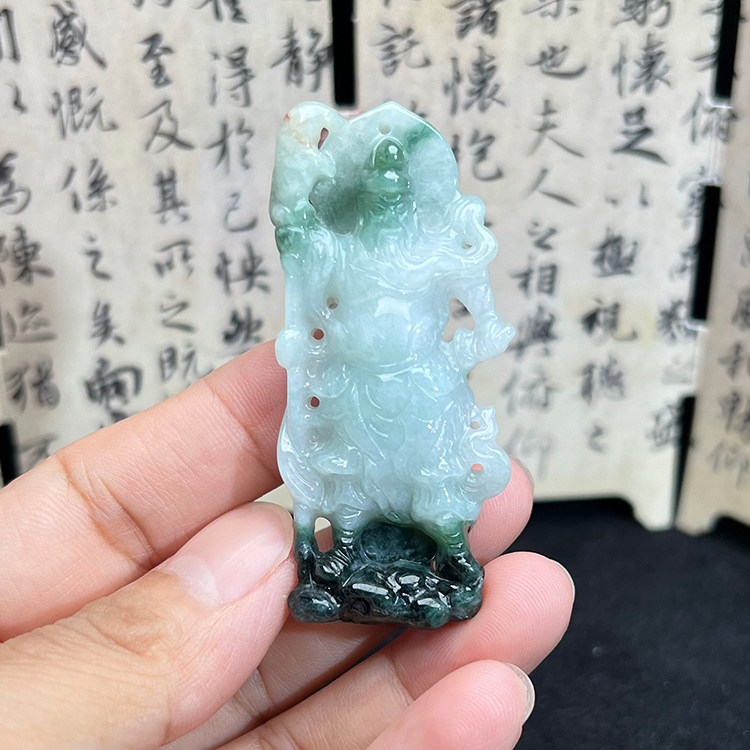 隆慈缘A货缅甸冰糯飘花关公吊坠