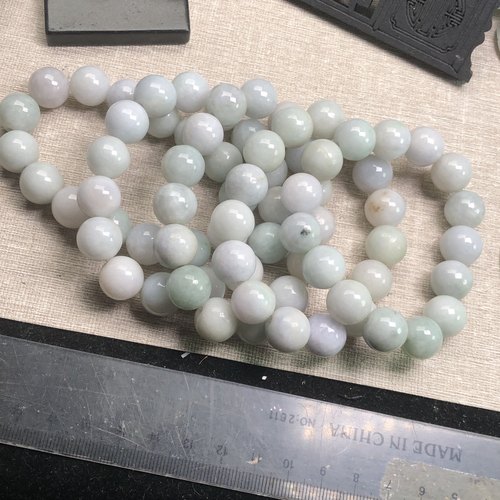 隆慈缘翡翠A货缅甸玉冰糯白13mm手链冰糯浅绿手串13mm瑕疵手链 - 封面