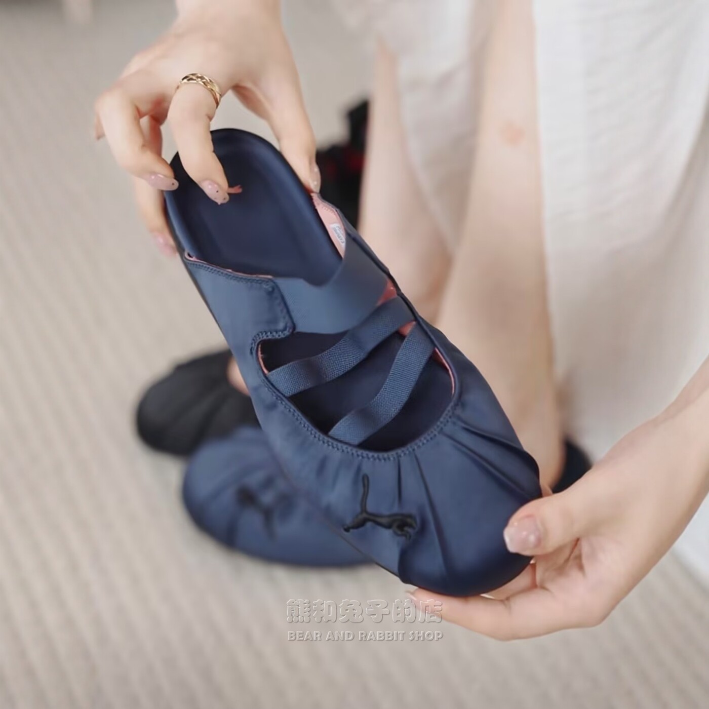 Puma SPEEDCAT MULE彪马女士休闲鞋一脚蹬芭蕾鞋光泽缎面穆勒鞋