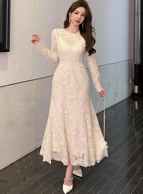 韩版ulzzang早春新款法式气质时尚圆领收腰修身拼接蕾丝连衣裙女