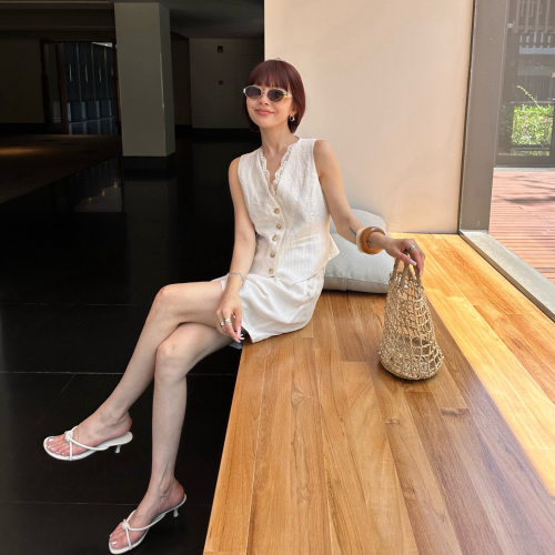 法式松弛感亚麻拼接进口蕾丝套装