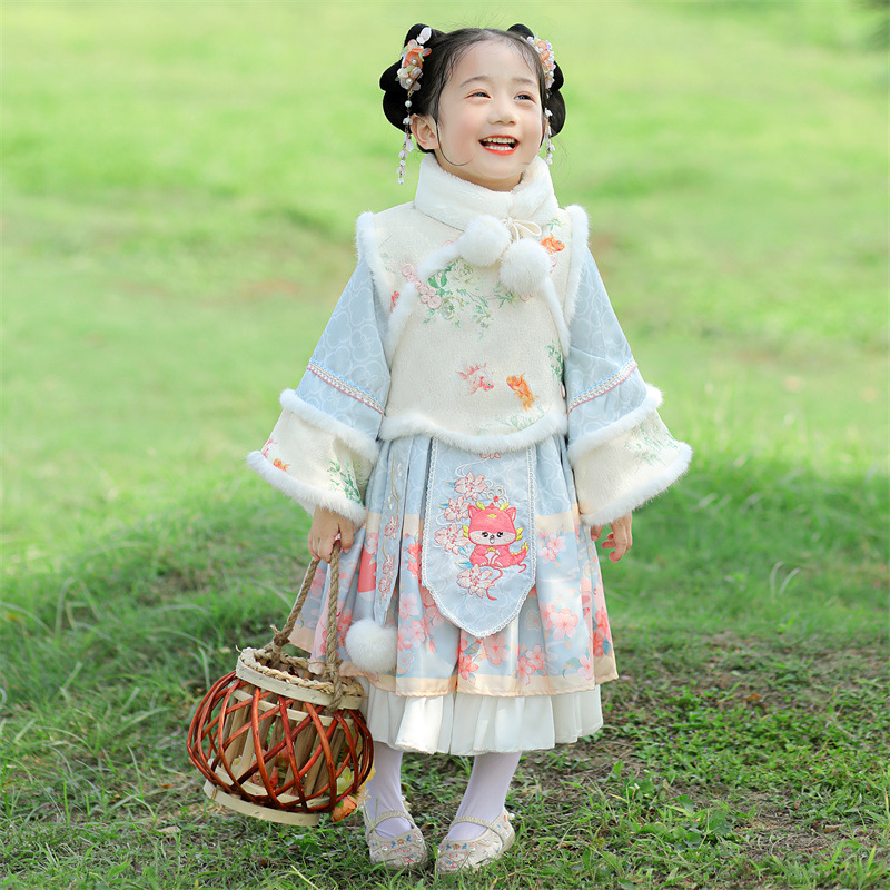 服可爱连衣裙古装服童加绒加厚新款女年冬季汉服拜年中国风过唐装