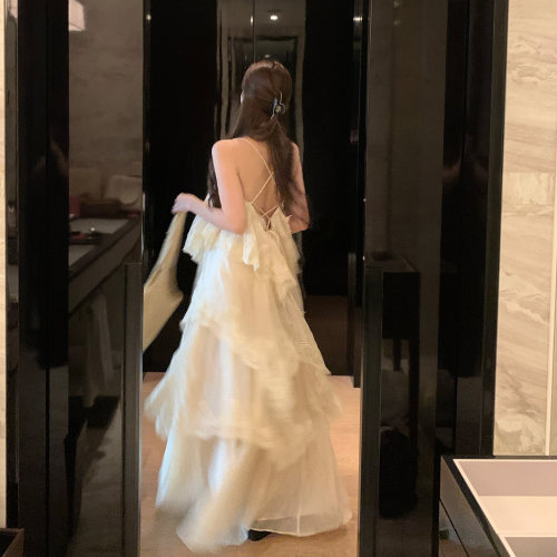 栗子妮妮 南法假日 法式温柔风蕾丝吊带蛋糕裙仙气飘飘大摆长裙