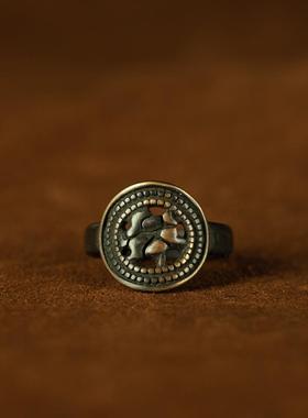 明代藏传密宗精致老道天铁托甲天铜瑞兽狮猛兽造型藏戒戒指藏饰品