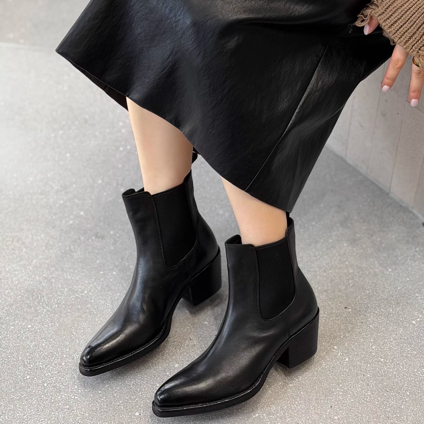 中跟粗跟松紧带时装靴女