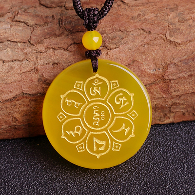 黄玉髓文殊菩萨心咒吊坠