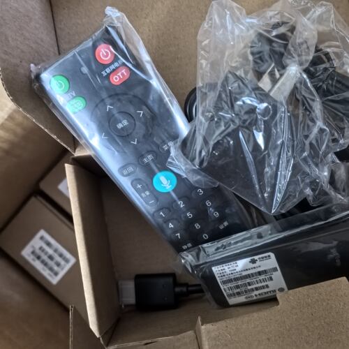 全新重庆联通辽宁IPTV高清4K机顶盒数码视讯TX206迷你蓝牙遥控机