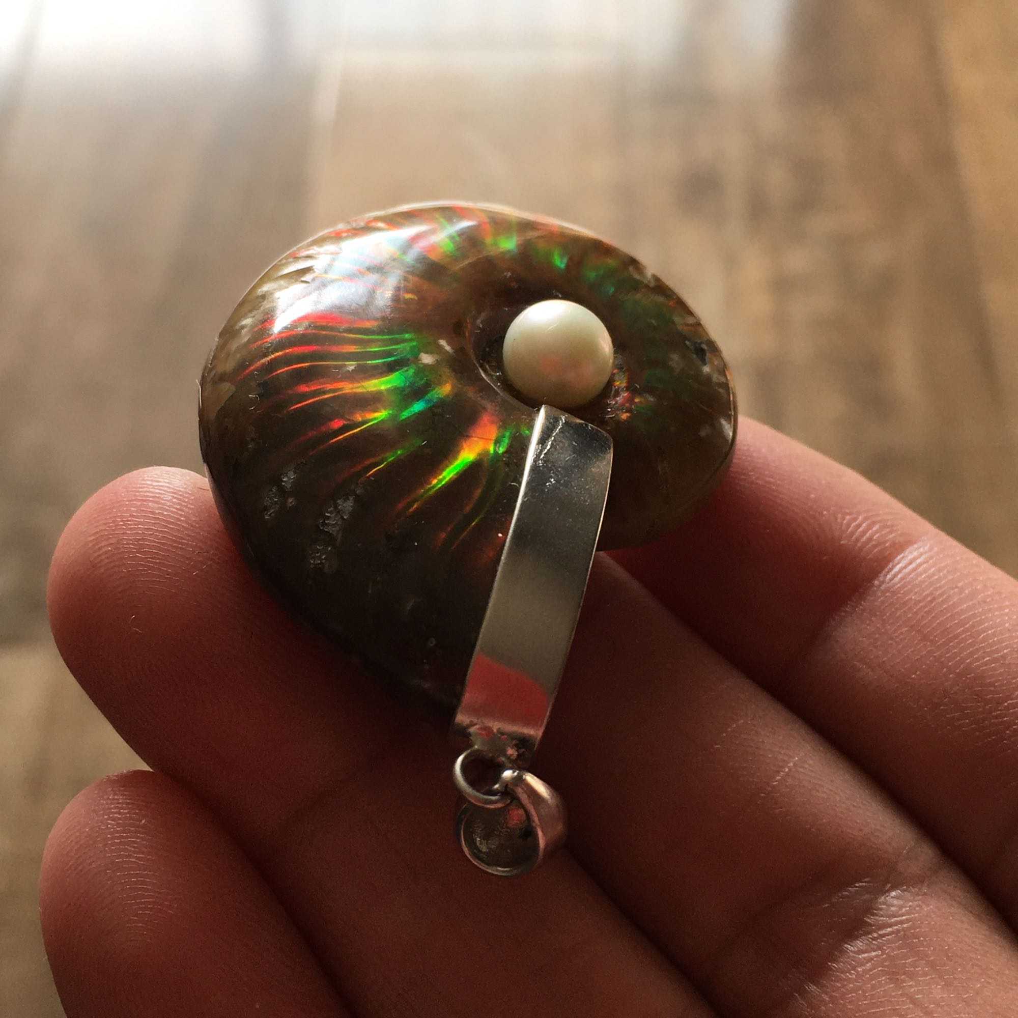 天然水晶半宝石如意吊坠