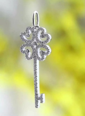 2022新品时尚925银饰锁匙项链欧美时尚百搭镶钻吊坠毛衣项链