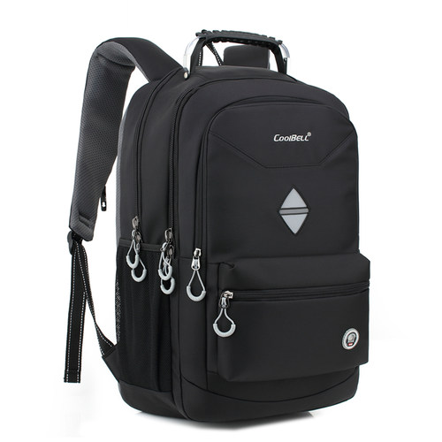 电脑仓可调节大小双肩包背包