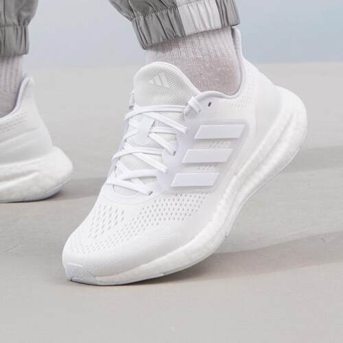 Adidas/阿迪达斯透气跑步鞋