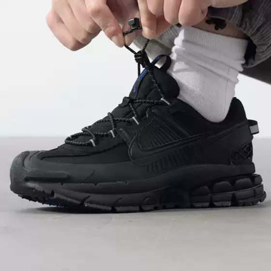 Nike Nike Men's and Women's Shoes Zoom Vomero Roam Casual and Versatile Sports Casual Shoes Fv2295-002