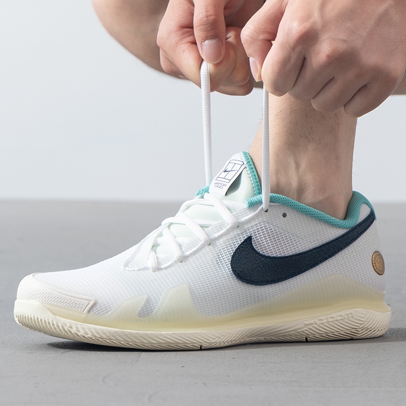 Nike/耐克透气运动网球鞋