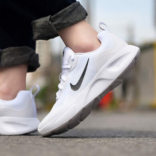 Nike/耐克女鞋新款透气跑步鞋