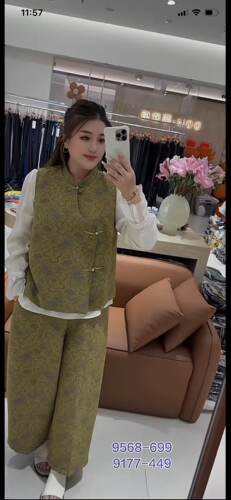 芮娜依莲9568大码国风马甲套装女胖mm盘扣两件套200斤女装新款秋
