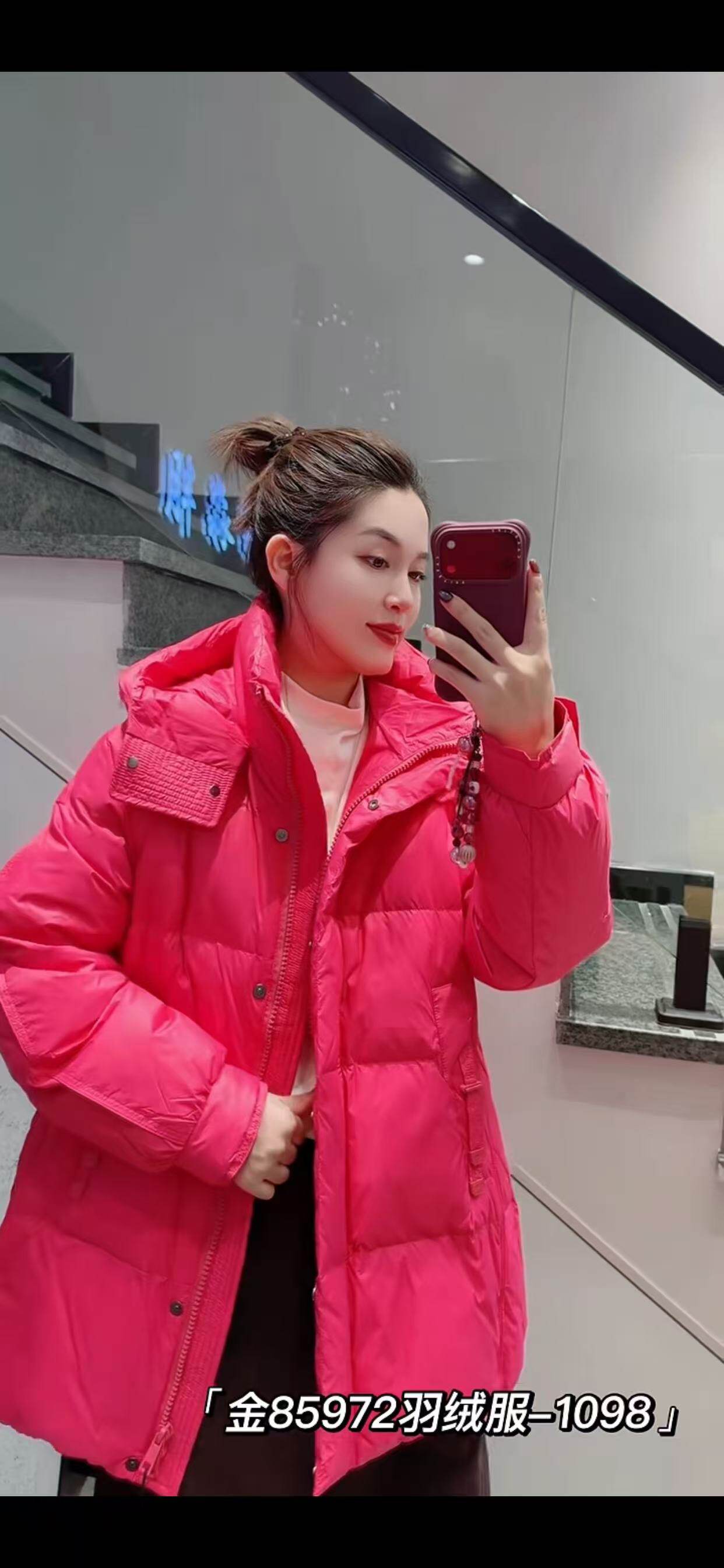 金影奇85972大码羽绒服女胖mm短款国标连帽90白鸭绒200斤女装新款
