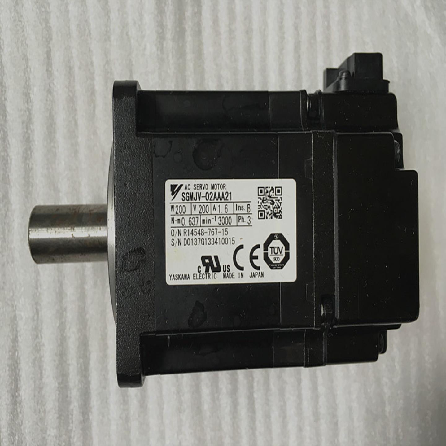 正品 进口日本安川伺服电机 SGMJV-02AAA21 功能正常 现货