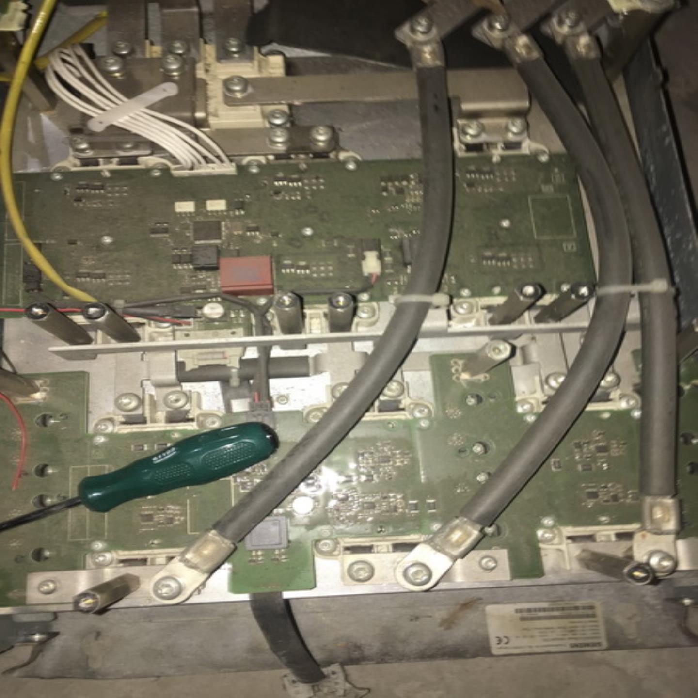 西门子变频器G250 6SL3225-0BE34-5UA0 380V45KW55KW驱动板带模块