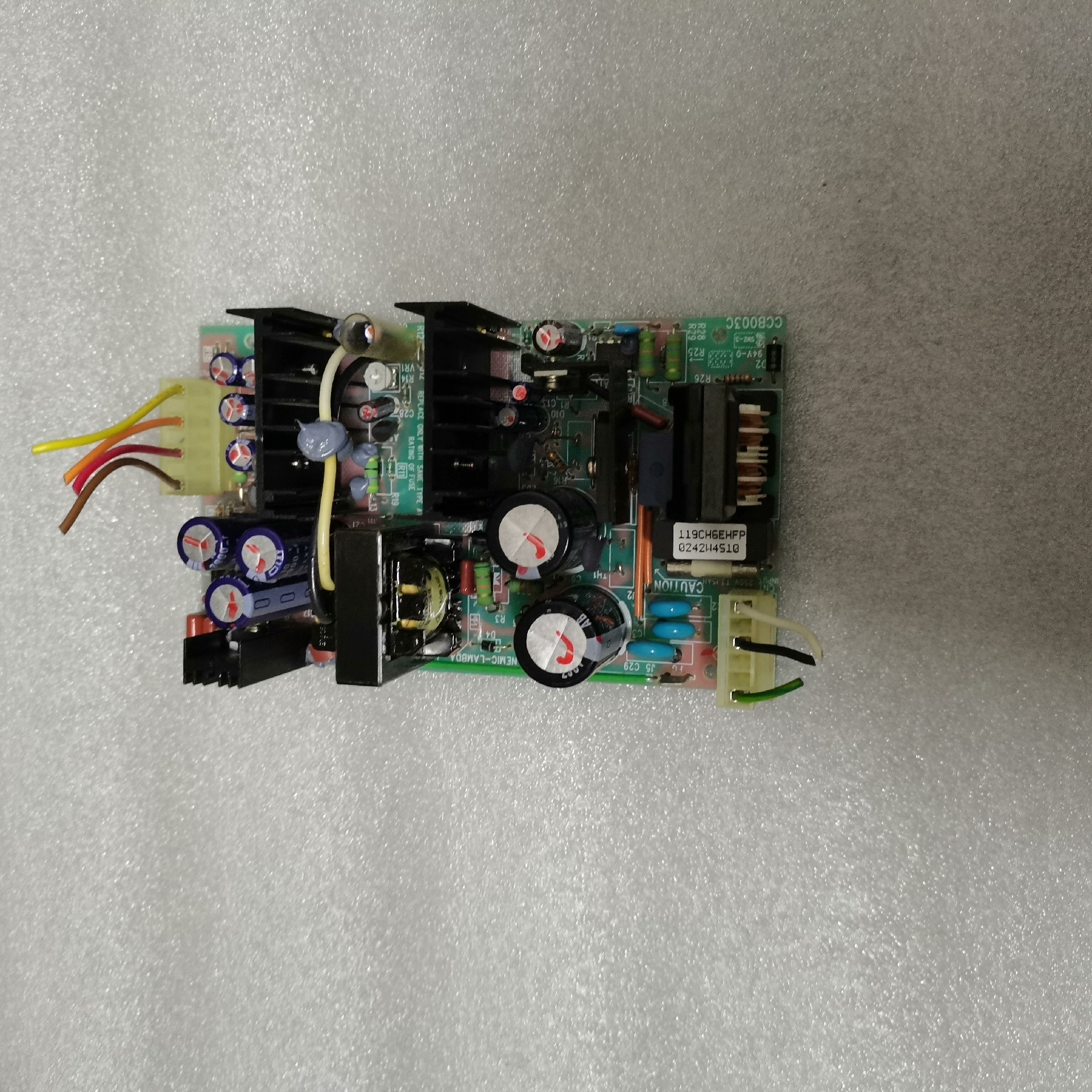 TDK LAMBDA SWT65-522 5V 12V -1