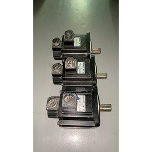 成 实拍 施耐德900W伺服电机 BCH1303M11A1C