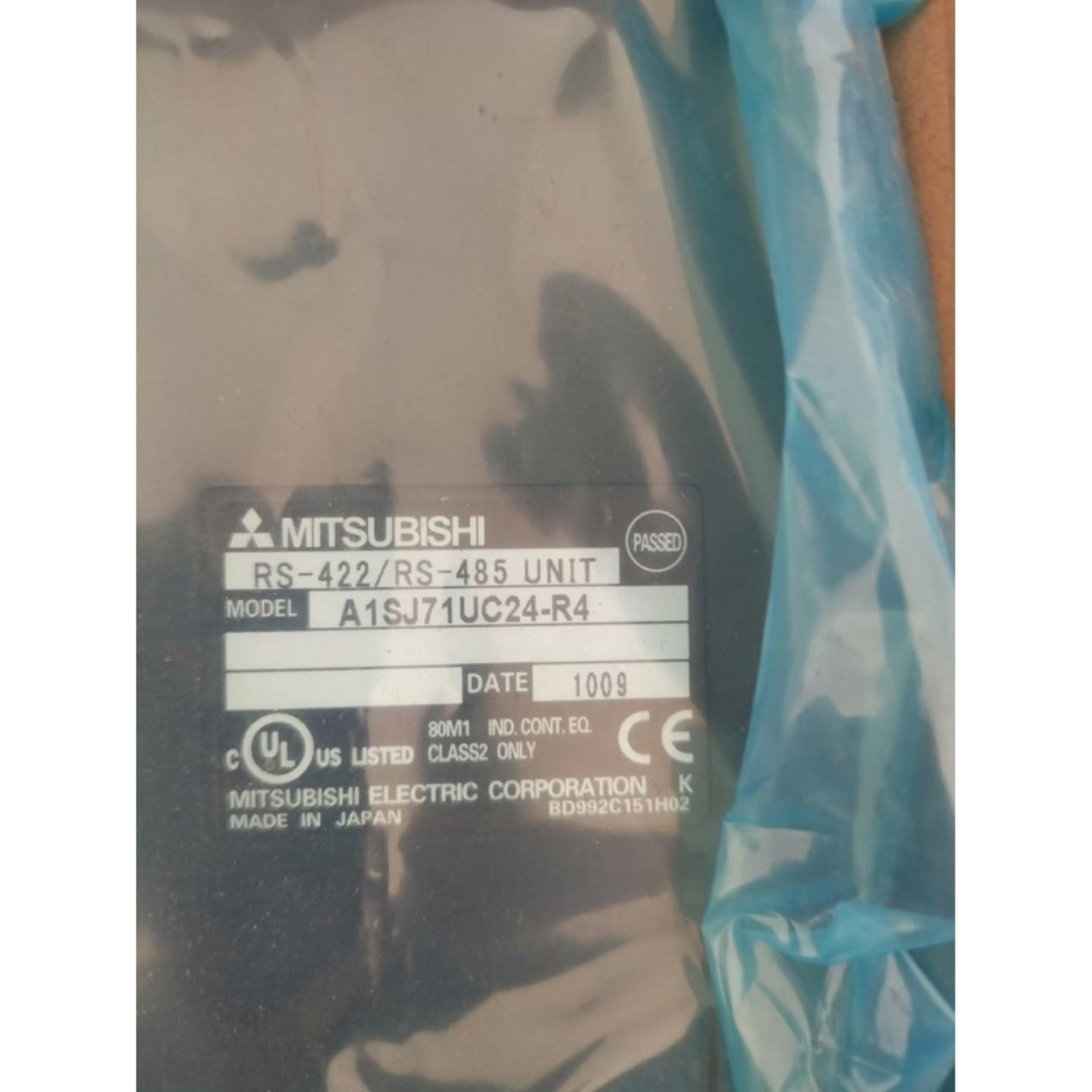 三菱模块a1sj71uc24-r4  2台