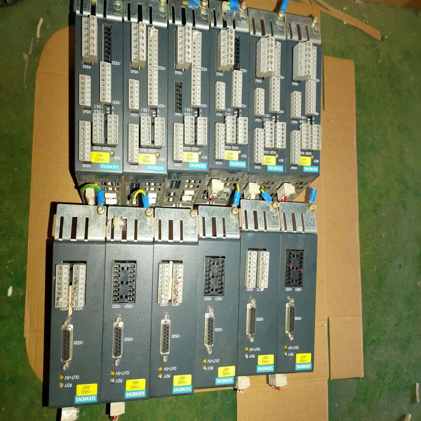 6SL3055-0AA00-5CA0        6SL3055-0AA00-3AA0   议价