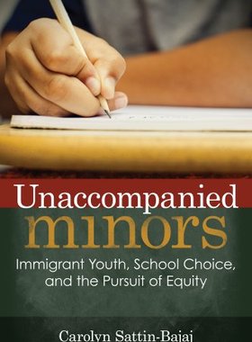 【预售】Unaccompanied Minors