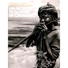 预订 Un mondo di donne in cammino: 9788832834529