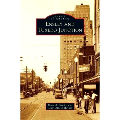 预订 Ensley and Tuxedo Junction: 9781531658069
