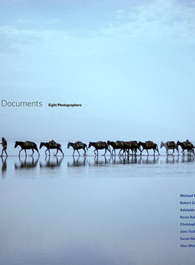 【预订】Human Documents: Eight Photographers 9780873658577