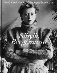 Town 9783775752077 Sibylle Dogs. Country And Ed. Bilingual Bergemann 预订