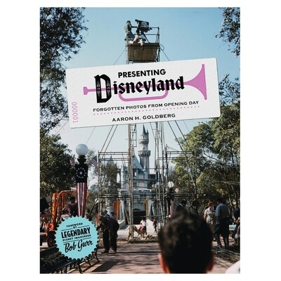 预订 Presenting Disneyland: Forgotten Photographs From Opening Day: 9781733642088