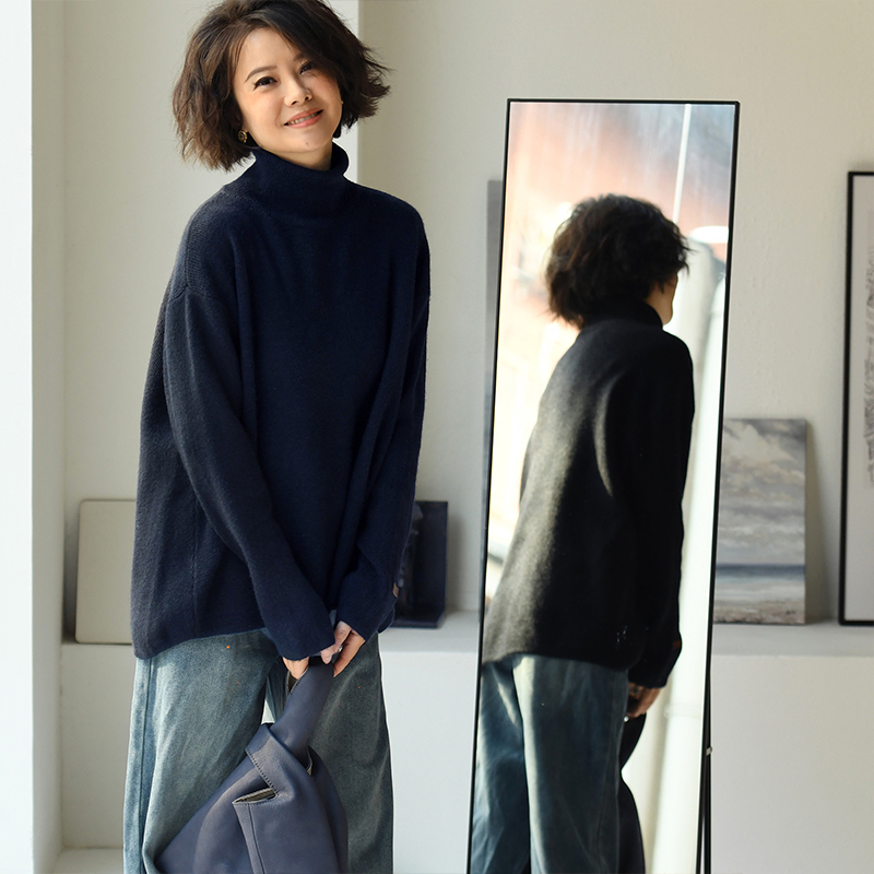 米兰宣言文艺宽松高领套头毛衣