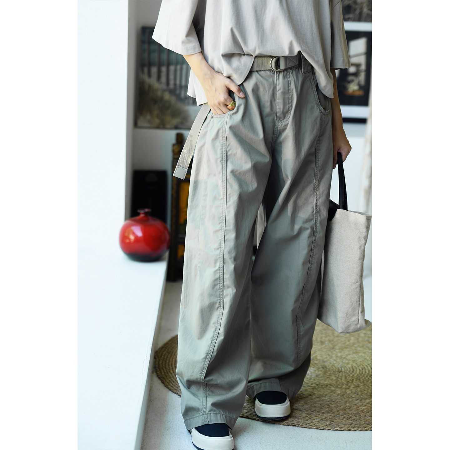 包邮K33860 文艺休闲帅气立体剪裁高腰明线纯棉直筒灯笼休闲裤女