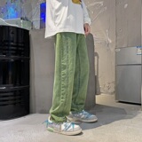 绿色