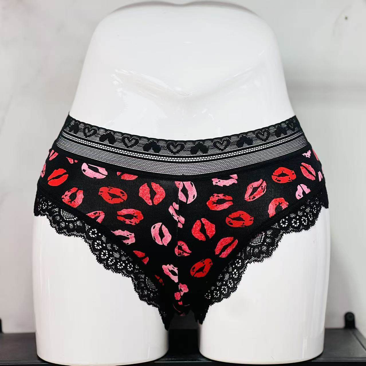 可爱唇印印花棉运动风底裤蕾丝边内裤 舒适弹性好棉底档学生内裤,女士内衣/男士内衣/家居服,男三角内裤,淘宝优惠券,粉丝福利购,淘宝优惠卷