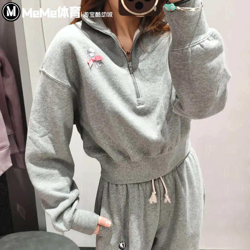 耐克女装印花短款立领卫衣套头衫