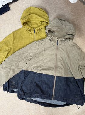 时尚撞色连帽轻格子休闲外套6095