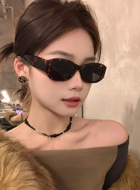 粗边框椭圆形猫眼大框豹纹墨镜女