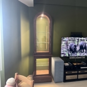 家用拱形玻璃门轻奢酒柜 环保展示柜客厅智能感应灯餐边陈列柜