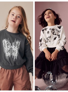 英国NEXT亲子装 24秋新女童大女孩白色涂鸦长袖宽松版型束腰T恤