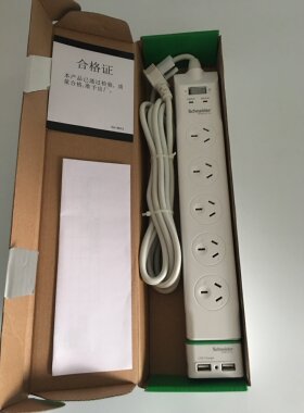 施耐德APC P10U-CNX705 11孔 净化 插线板/接线板 防雷 带USB 3米