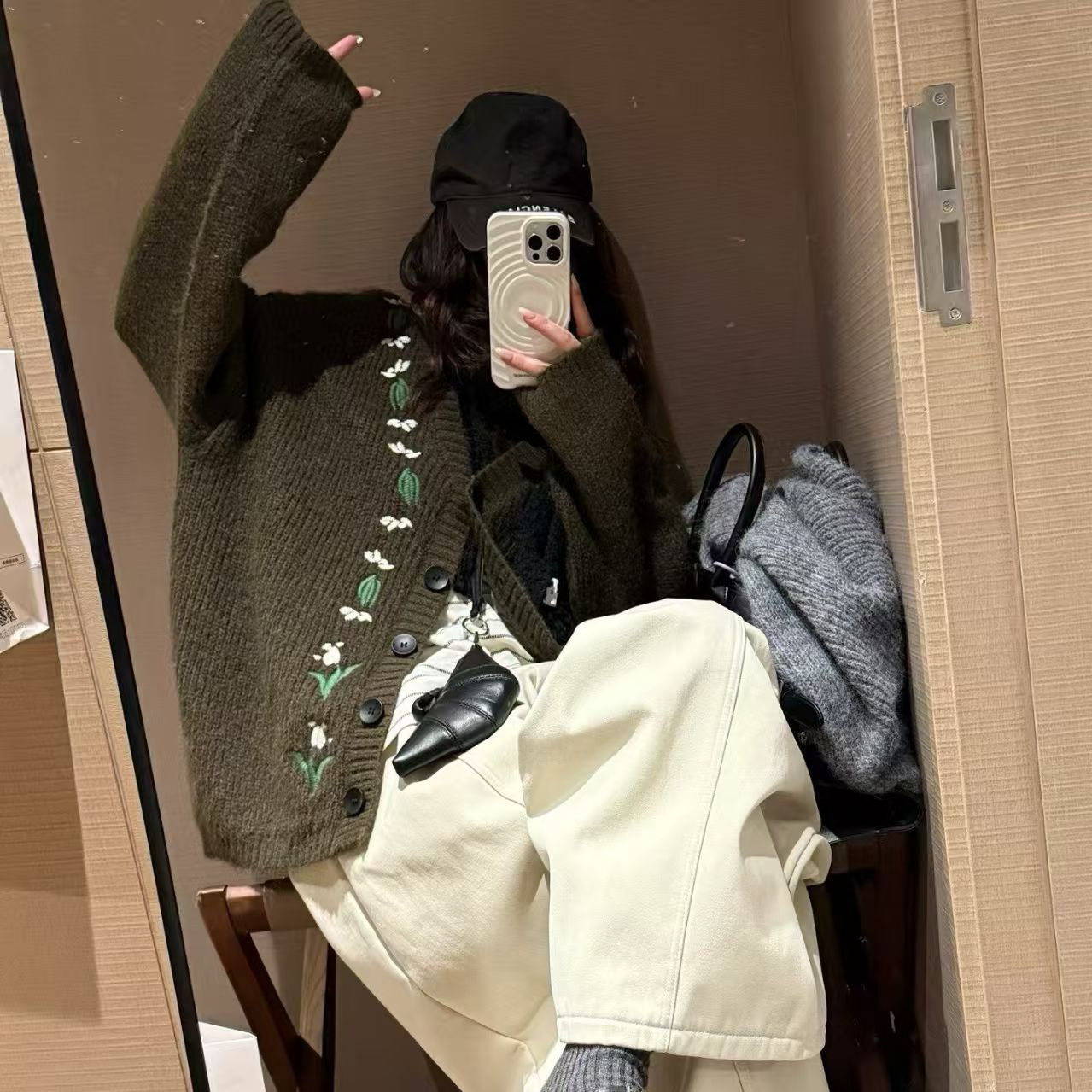 重工刺绣花朵羊毛针织开衫一秋冬百搭打底外穿毛衣时髦花朵女9335,女装/女士精品,毛衣,淘宝优惠券,粉丝福利购,淘宝优惠卷