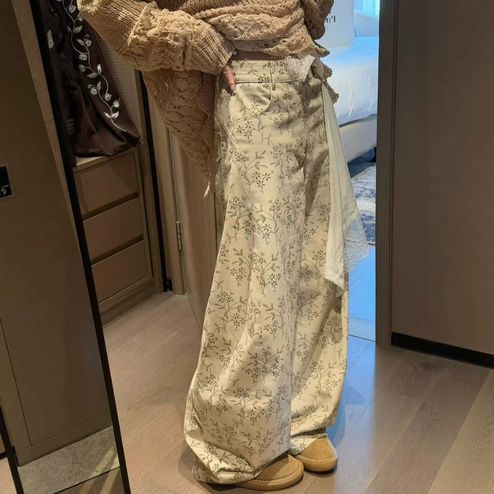 2026早秋复古风印花牛仔裤一新款慵懒风设计感宽松直筒裤女9643