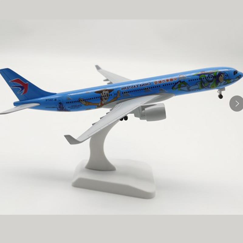 巴斯光年330飞机模型20CM合金带轮实心空客380仿真航模摆件玩具